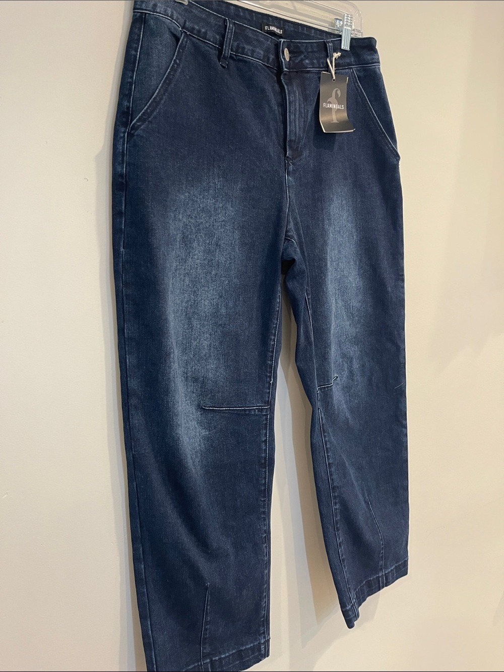 NWT Flamingals Dark Wash Barrel Jeans Size Large (10-12) - Picture 4 of 10